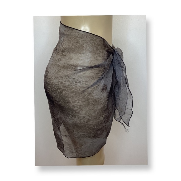 Zuliana animal print sarong/cover Made in USA. NWT - Picture 2 of 5